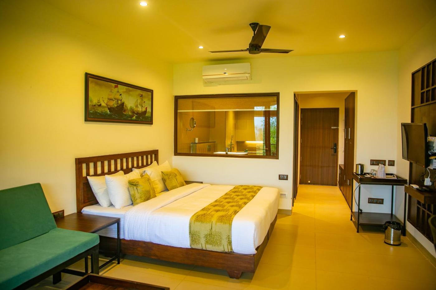 Pranavam Resort & Spa Tariyod Ngoại thất bức ảnh